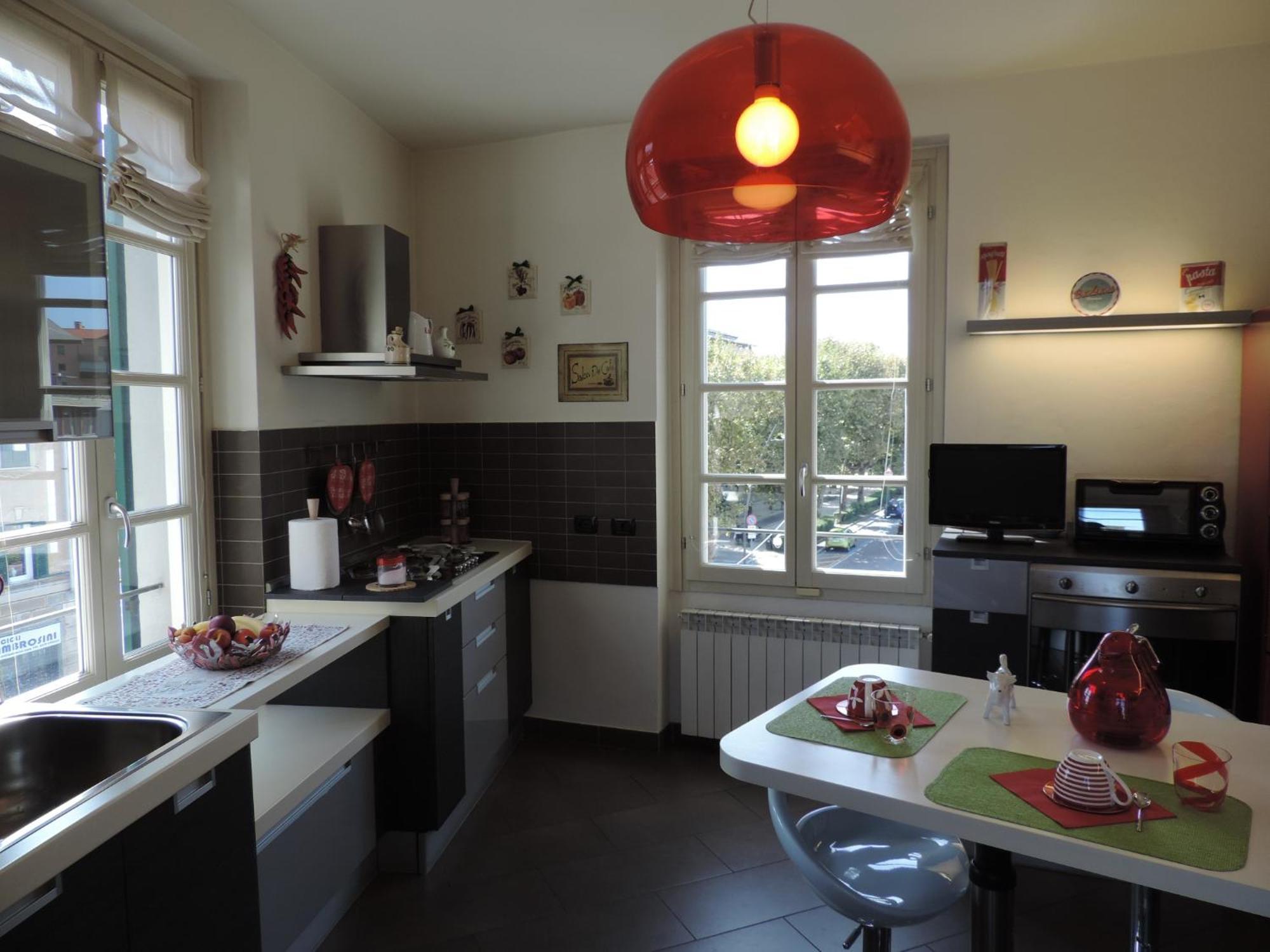 Feeling At Home - Varese Apartment Ngoại thất bức ảnh