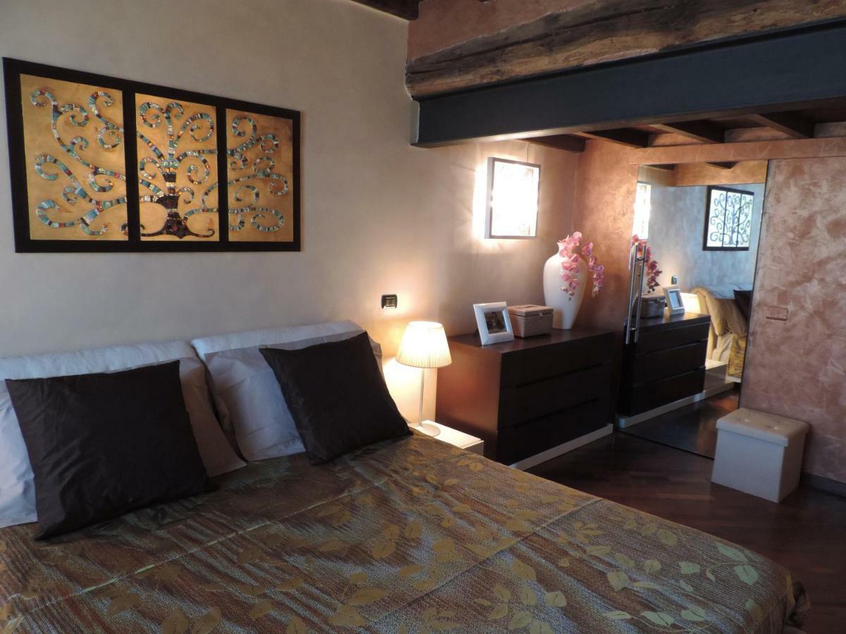 Feeling At Home - Varese Apartment Ngoại thất bức ảnh