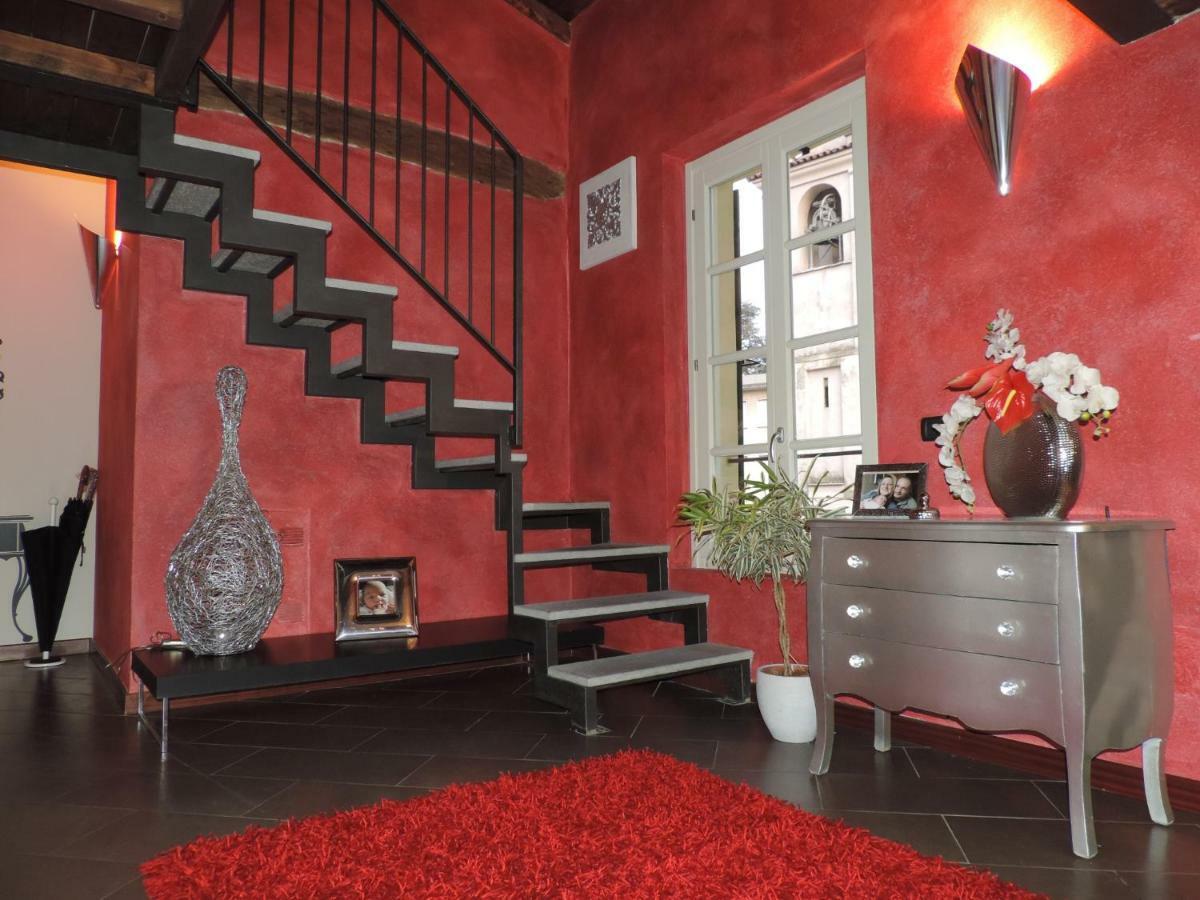 Feeling At Home - Varese Apartment Ngoại thất bức ảnh