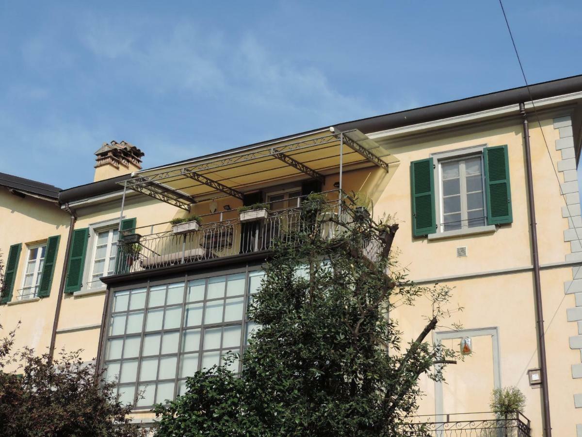Feeling At Home - Varese Apartment Ngoại thất bức ảnh
