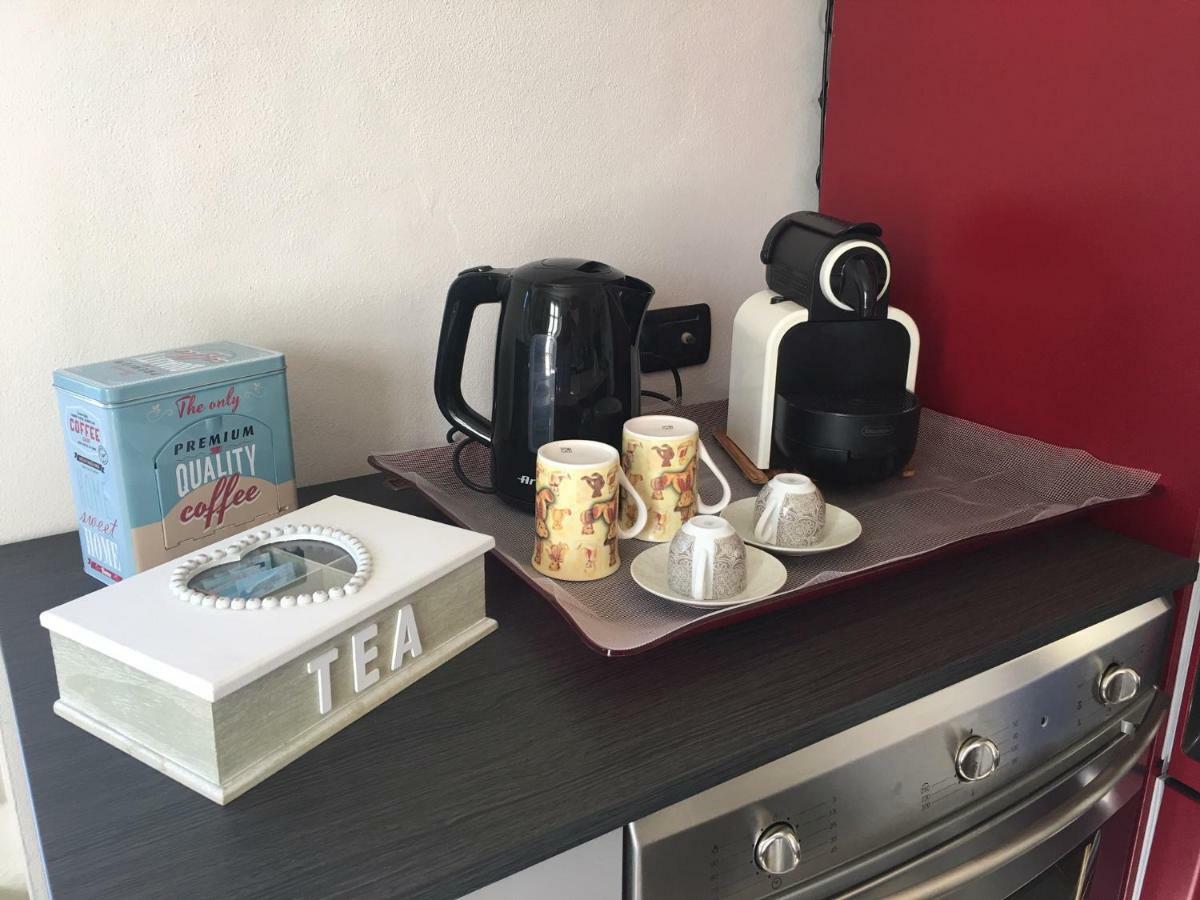 Feeling At Home - Varese Apartment Ngoại thất bức ảnh
